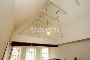 HIGH CEILING - click for photo gallery